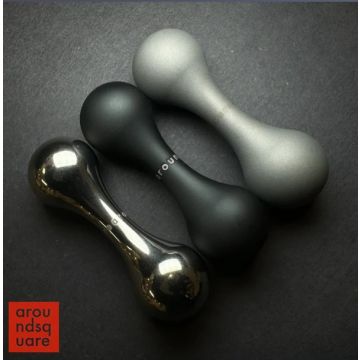 AroundSquare - Knucklebone | Titan AroundSquare - Knucklebone | Titan